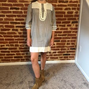 Fun silk shift dress! Fits small. Great 4 summer.